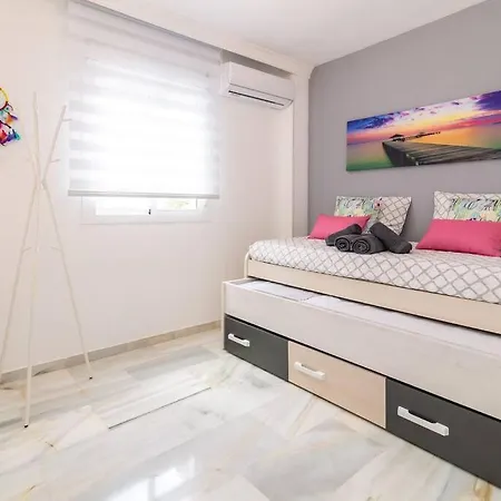 Maravilloso 3bdr,50m From * Benalmadena
