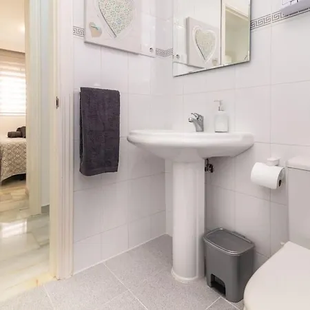 Maravilloso 3bdr,50m From Apartment *